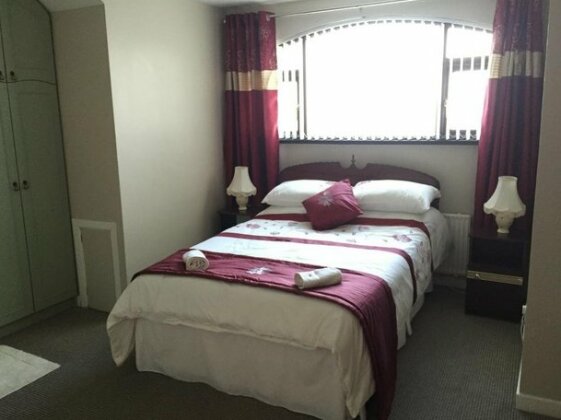 Seawater View Bed and Breakfast - Photo3