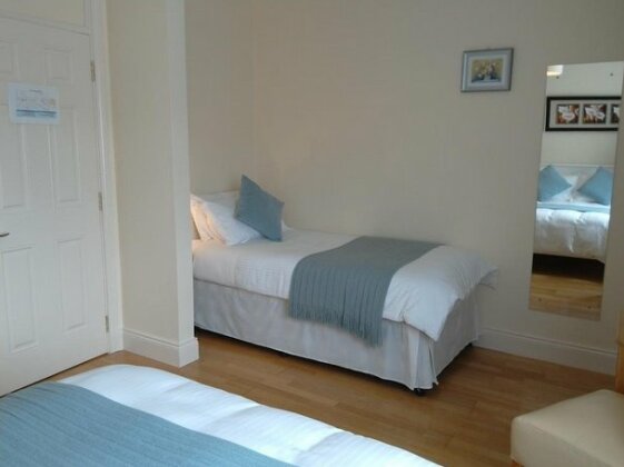 The Waterfront B&B - Photo4