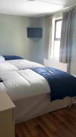 The Point Inn - Photo2