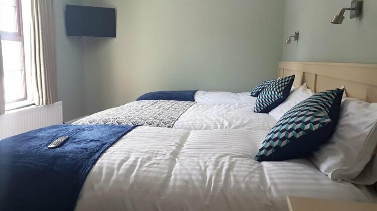 The Point Inn - Photo3