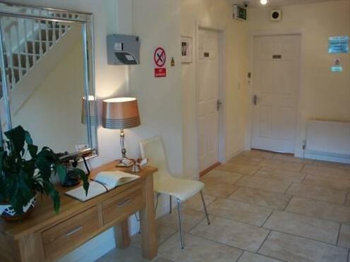 Cranny's B&B - Photo3