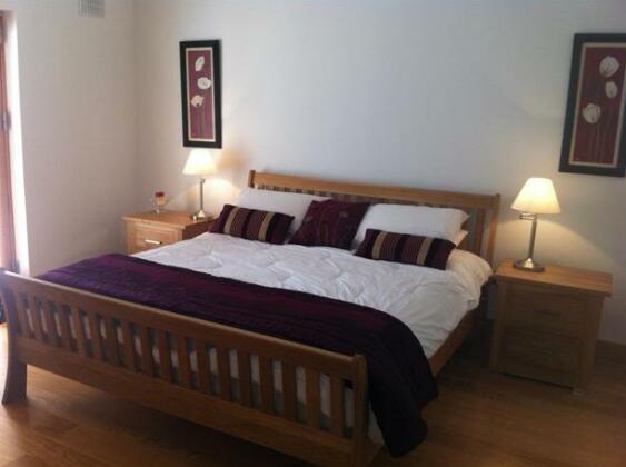 Bearlough Self Catering Holiday Home - Photo2