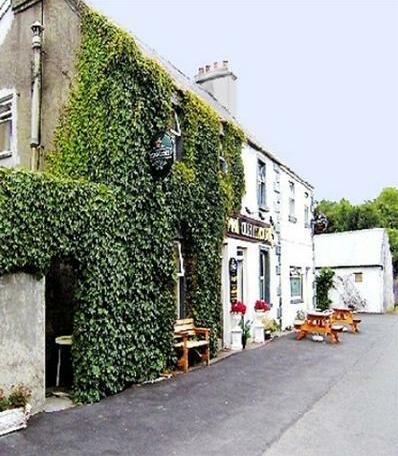 Buckfield Inn Westport Ireland - Photo2