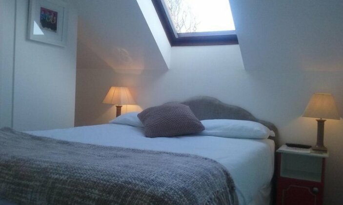 Number 11 Guest Accommodation - Photo4