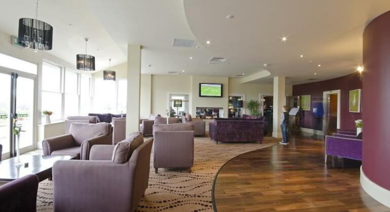 Westport Country Lodge Hotel - Photo4