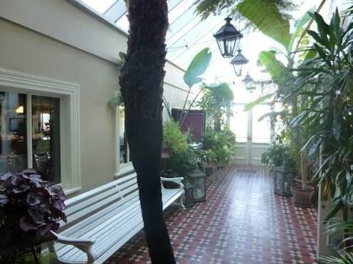 Riverbank House Hotel - Photo2