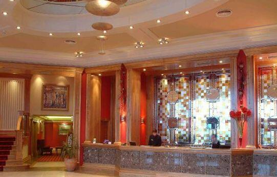 Talbot Hotel & Leisure Complex - Photo2