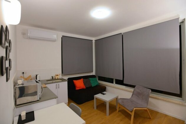 Arlozorov Bat Yam Beach - Photo3