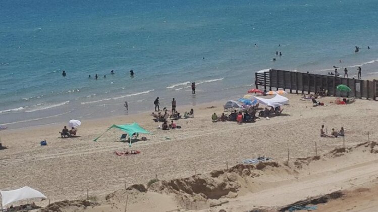 Beachfront Apartment Bat Yam 613 - Photo2