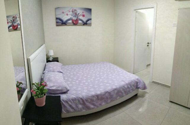 Beachfront Apartment Bat Yam 613 - Photo5