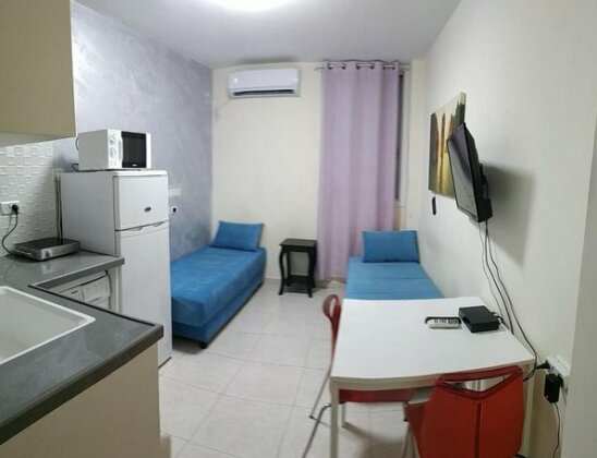 Beachfront Studio Apartment Bat Yam 412 - Photo2
