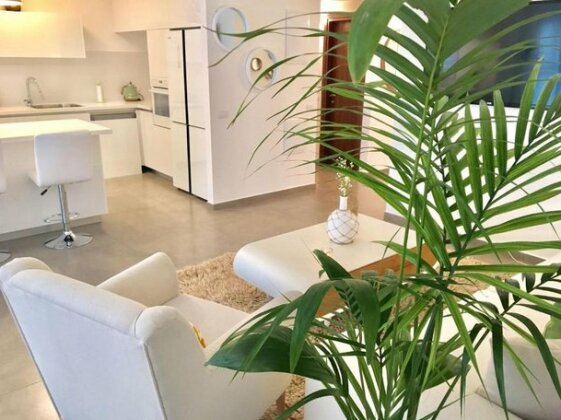 Sea & Sunset Apartment - Photo3