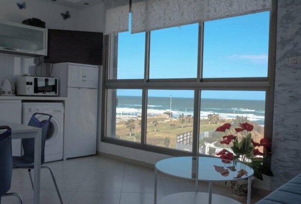 Short Term Apartment Tel Aviv Bat Yam 352 - Photo2