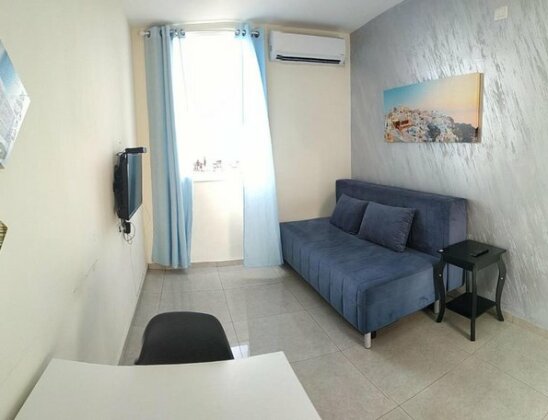 Short Term Apartment Tel Aviv Bat Yam 411 - Photo5
