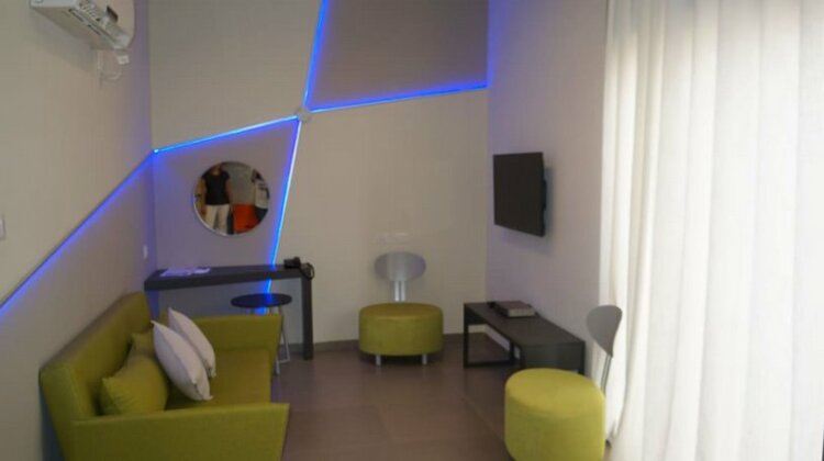 Almog Eilat - Photo2