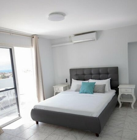 Apartment In Barnea - Photo2
