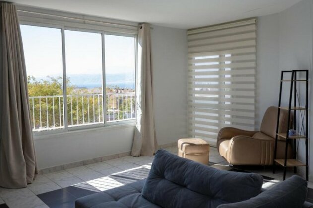 Apartment In Barnea - Photo4