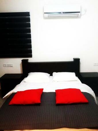 Camelot Suites Motel - Photo5
