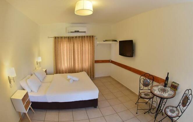 Eilot Kibbutz Country Lodging - Photo3