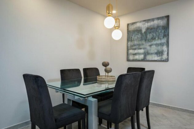 GEFFEN Luxury Apartments - Photo4