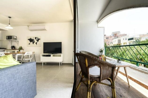 Holiday Apartment Alona - Photo2