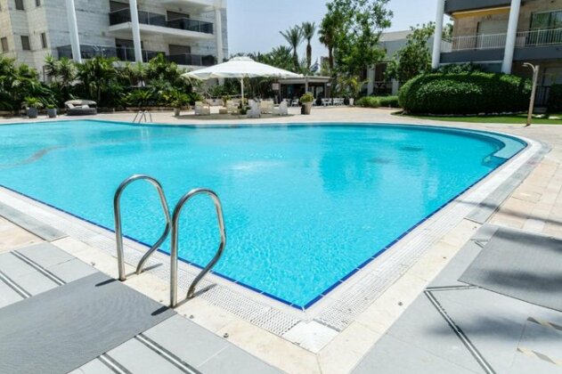 Pool Garden View - Photo4
