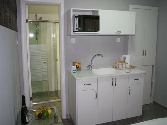 Rich Luxury Suites - Photo2