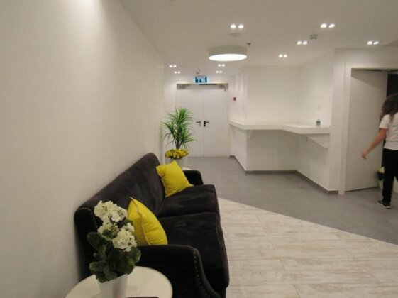 Royal Park Two Bedroom Gallery - Photo4