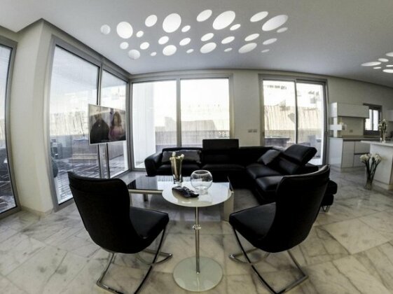 Royalty VIlla - Photo3