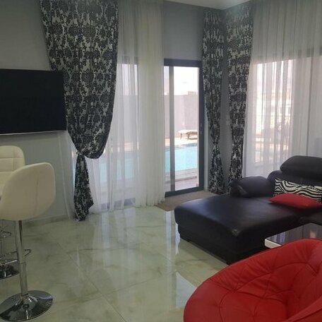 Top Luxury Villa - Photo4