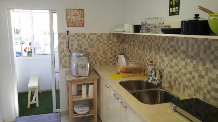 Yaeli's - Photo3