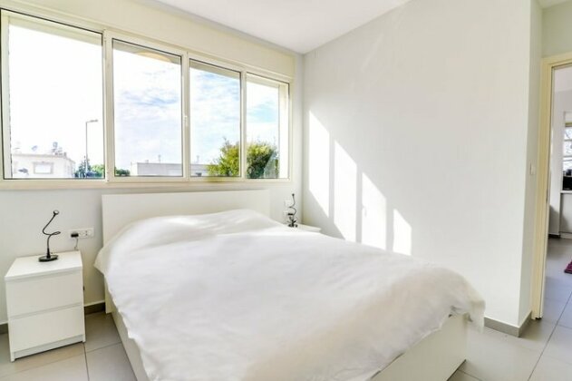 Carmel Boutique Apartments - Photo2