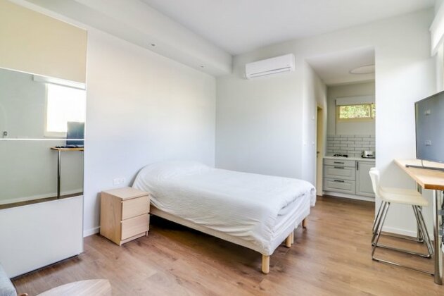 Carmel Boutique Apartments - Photo3