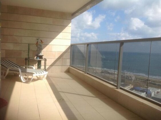 Haifa Beach View Homestay - Photo5