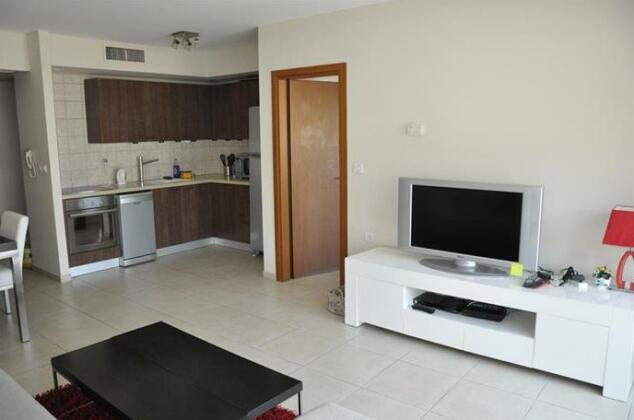 Hosteeva Marina Luxury Suite - Photo3