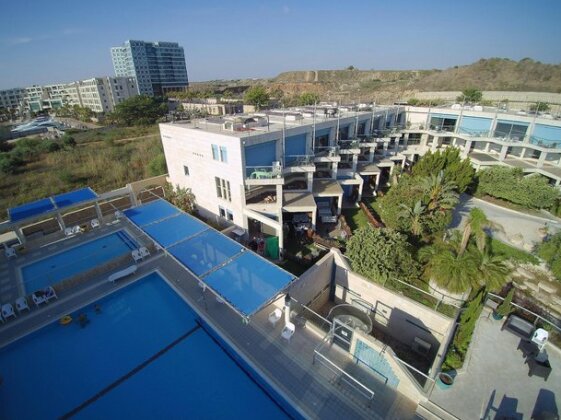 Israel Marina Village Garden Vacation Apartment