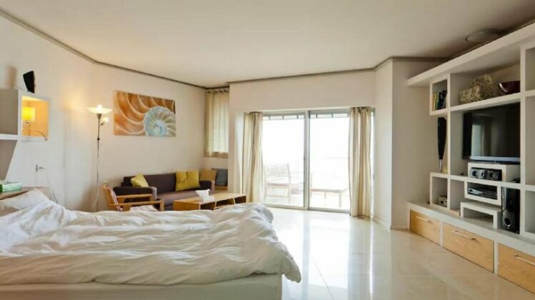 Luxury Sea View Apartment Herzliya - Photo2