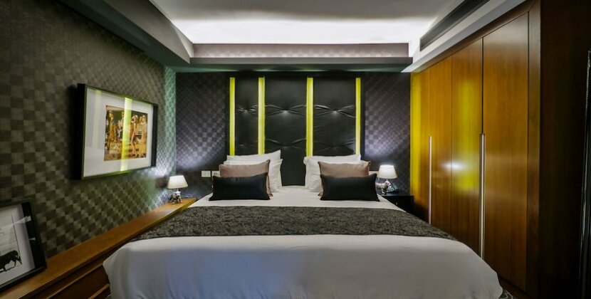 21st Floor Hotel - Photo5
