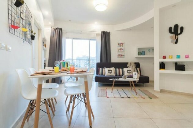 City Center Eliash Apartment - Photo2