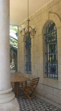 Jerusalem Garden Home - Photo2