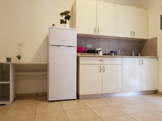One bedroom apartment in nachlaot jerusalem - Photo3