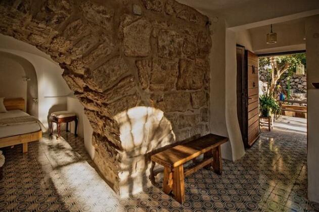 The Nest - A Romantic Vacation Home in Ein Kerem - Jerusalem - Photo3