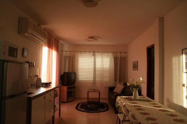 Kinneret Guesthouse - Photo2