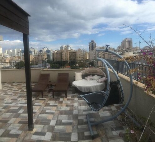 Terrace Apartment Netanya - Photo4