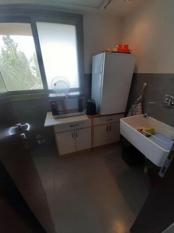 Rooms in a High-End Modern and Beautiful House Villa located in a small and very Quiet street in R - Photo2
