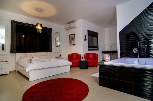 Hadar's Mansion - Photo5