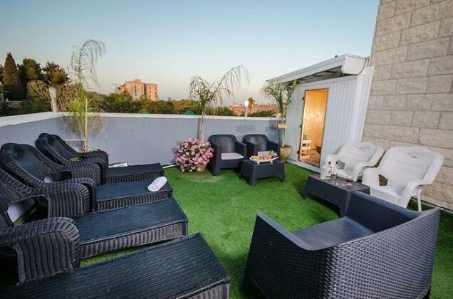 Atara Lodge - Photo2