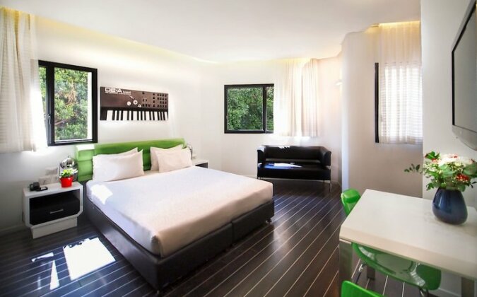 130 Rock Apartments - Photo3