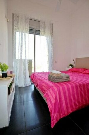 2 Bedrooms Apt New Building With Balcony - By Hilton Beach