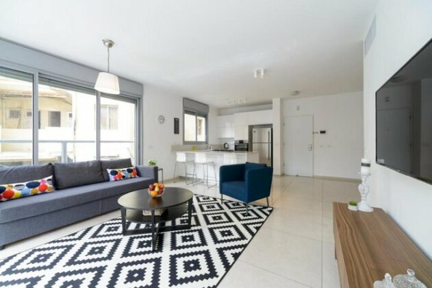 Amazing 3Bedrooms 2 Baths Balcony and Parking PRV - Photo2